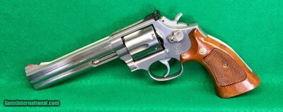 Smith-and-Wesson-model-686-357-magnum-6-inch-barrel-original-box_101120025_1124_354BBA8AE1845B33.jpg Smith-and-Wesson-model-686-357-magnum-6-inch-barrel-original-box_101120025_1124_354BBA8AE1845B33.jpg
