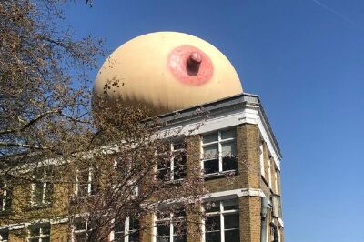 0_Inflatable-boobs-Shoreditch.jpg