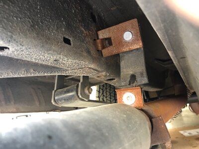 Exhaust hanger 1.jpg Exhaust hanger 1.jpg