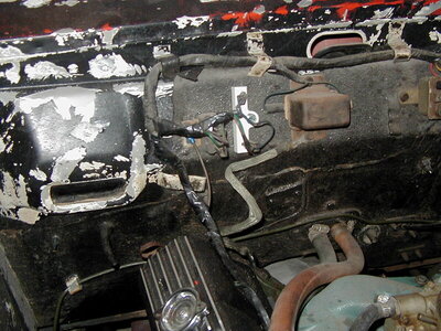 Engine compartment.JPG