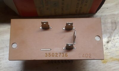 3502736-a.jpg 3502736-a.jpg