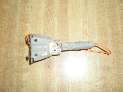 Air Grabber Rear Defog Bracket 002 (Small).JPG Air Grabber Rear Defog Bracket 002 (Small).JPG