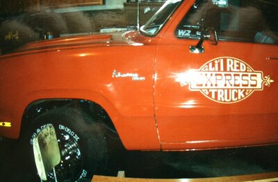 Old Mopar pics 026.JPG