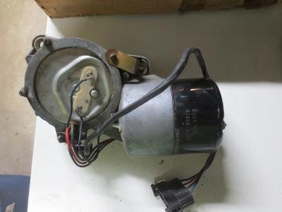 assorted wiper motor parts...........jpg assorted wiper motor parts...........jpg