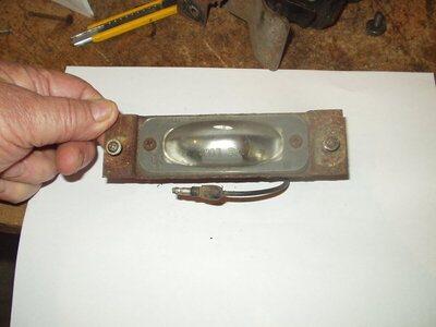 license lamp 2.JPG