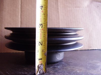 WANTED t buy - Water Pump pulley - with dimensions -circlr track hemi - 1970.jpg