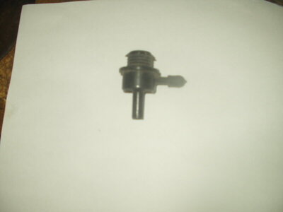 black vacuum valve 2.JPG