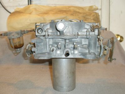 Poly 318 Intake & Carb 013 (Small).JPG