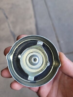 gas cap 2.jpg