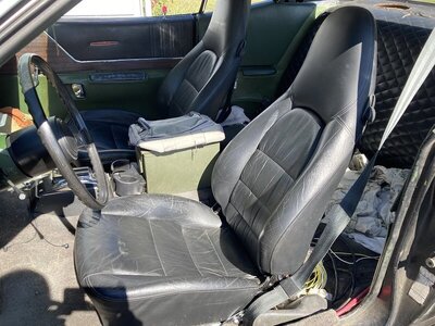 06-PorscheSeats2.jpg