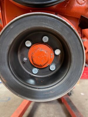 broke bolt in harmonic balancer.JPG