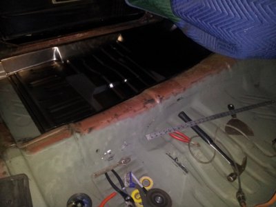 sm-Driverfloorpansetinplace.jpg sm-Driverfloorpansetinplace.jpg