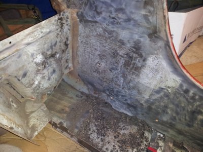 sm-frontfenderundercoatremoval1.jpg sm-frontfenderundercoatremoval1.jpg
