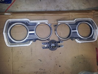 sm-bezelsandemblems.jpg sm-bezelsandemblems.jpg