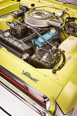 chrysler-valiant-charger-engine-bay-2.jpg