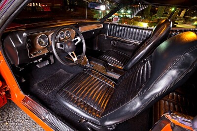 026-1972-plymouth-road-runner-gtx-interior-front.jpg