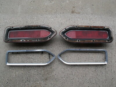 1970 Sate Tail Lights 001.JPG