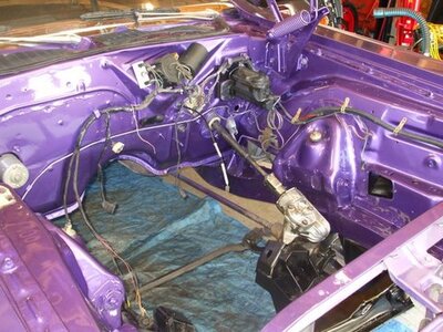 enginebay.JPG enginebay.JPG