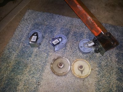 sm-casters.jpg sm-casters.jpg