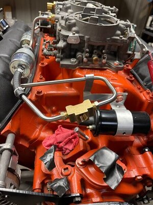 Front view of fuel line T.JPG Front view of fuel line T.JPG