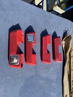 IMG_2039.jpg IMG_2039.jpg