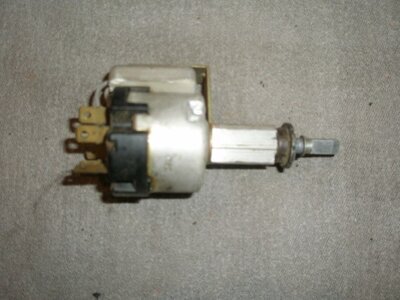 wiper switch 1.jpg wiper switch 1.jpg