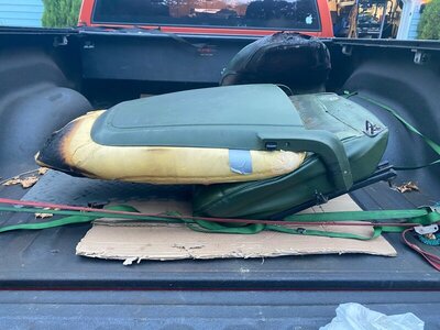 Green Bucket seats side view 21.jpg Green Bucket seats side view 21.jpg