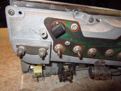 ac vents and cluster 005.JPG ac vents and cluster 005.JPG