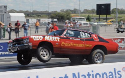 sucs_1103_15_o+super_chevy_show_at_gateway_international_raceway+clary_chevelle.jpg