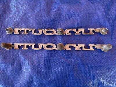 PLYMOUTH Emblems 3.jpg PLYMOUTH Emblems 3.jpg