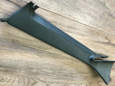 UNDAMAGED PILLAR POST MOULDING.jpg