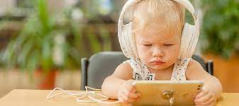 kids on cell.jpeg kids on cell.jpeg