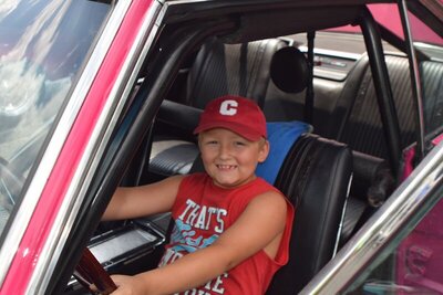 Car show visitor (4).JPG Car show visitor (4).JPG