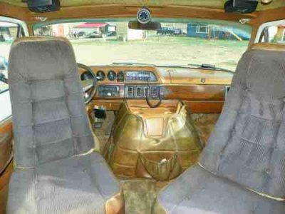 Capt chair dash.jpg