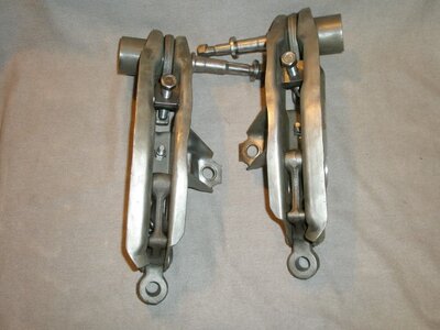 B Body LCA's & Sway Bar 007 (Small).JPG