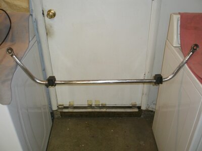 B Body LCA's & Sway Bar 019 (Small).JPG B Body LCA's & Sway Bar 019 (Small).JPG