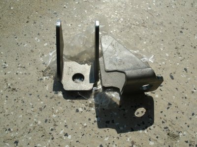 Lower control arm tabs 001.JPG