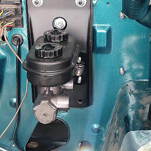 Brake Master cylinder.jpg