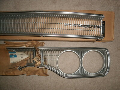 NOS Sat GRille  and Parts 004.JPG