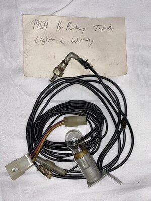 B BODY TRUNK LIGHT 1969 1.jpg