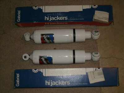 Air Shocks NOS Convt Latchs NOS Door Handles 009.JPG