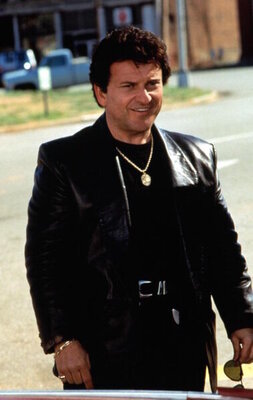 mycuzvinny-main1.jpg mycuzvinny-main1.jpg