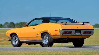 museum-grade-1971-plymouth-gtx-hemi-up-for-grabs.jpg