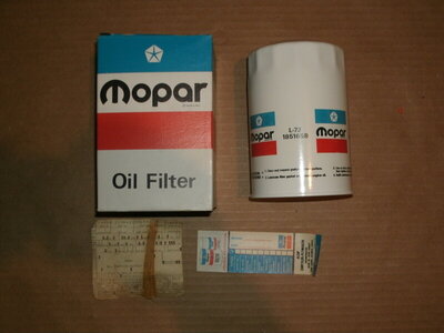 Oil filter NOS 001.JPG