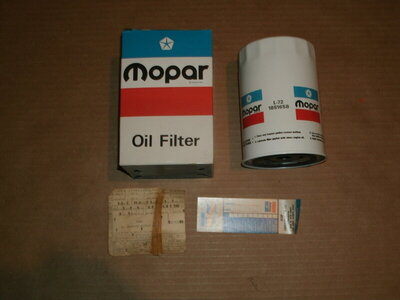 Oil filter NOS 002.JPG