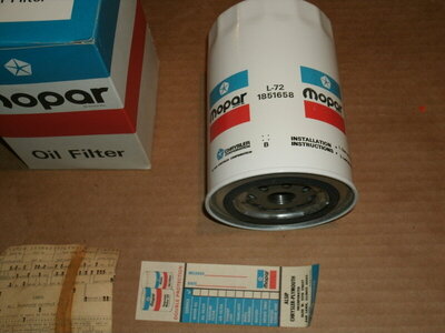 Oil filter NOS 004.JPG