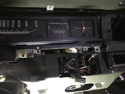 12-22-21_GaugeCluster02.jpg 12-22-21_GaugeCluster02.jpg