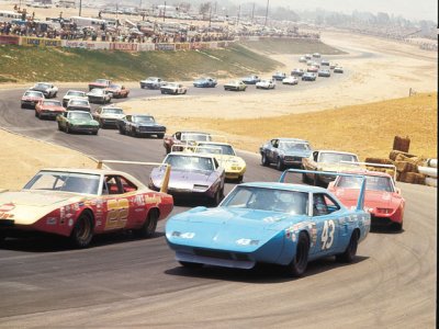 113_0311_01z+1970_nascar_race_cars+field_view[1].jpg