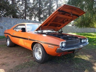 Hemi Challenger.jpg