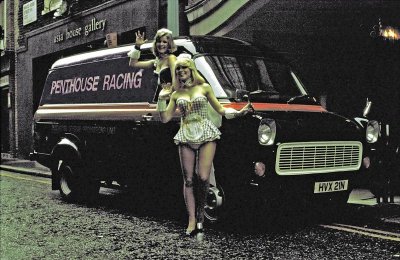 004-1975-Penthouse-magazine-sponsored-a-team-of-racing-escorts-and-naturally-chose-Transits-for-.jpg